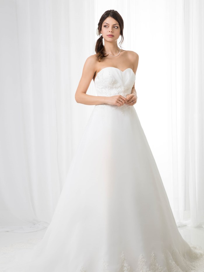 Abiti da sposa - Collezione Claudia  - C474